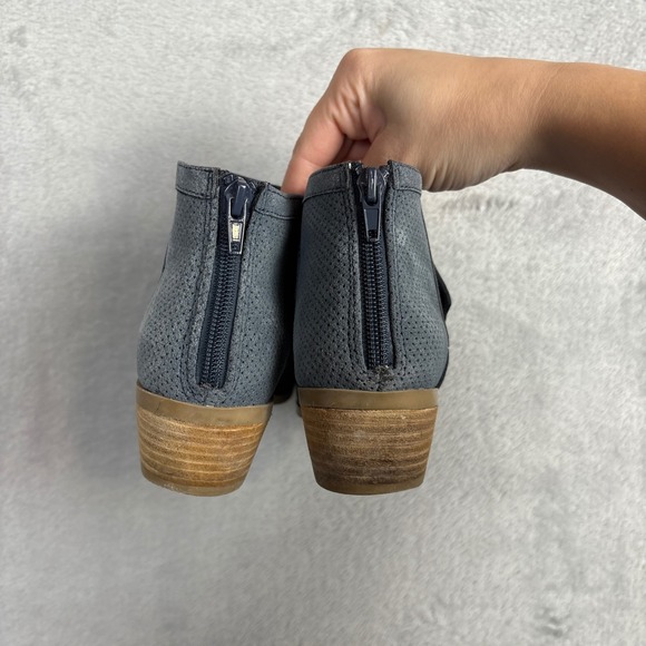 ✨ 2/$35 Call It Spring Perforated Ankle Boots Booties Blue Block Heel Size 6.5 - Picture 7 of 8